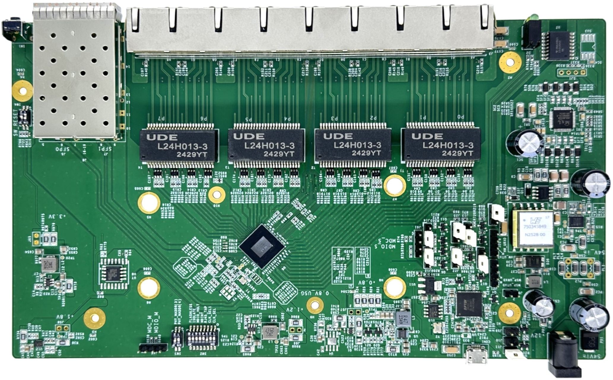 MxL86282S-EVK-2_aka_mxl86282s-poe-evk-1.jpg